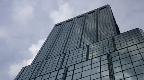 Clouds reflections in office building Video stock 41684432