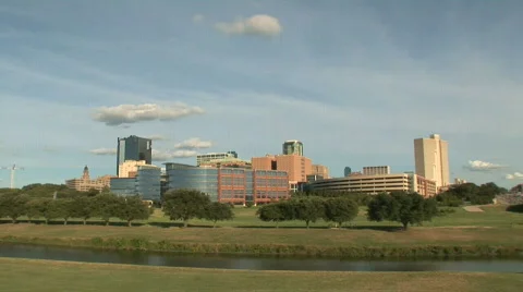 Clouds Roll Across Downtown Ft. Worth,Texas Vidéo 630711