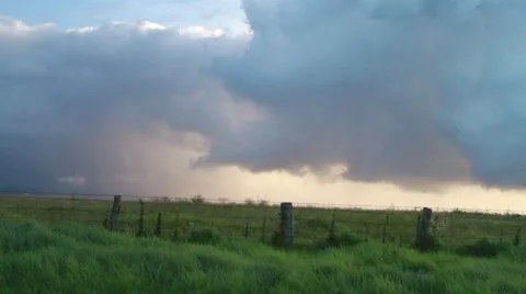 Clouds roll in Video stock 50654996