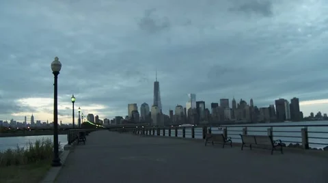 Clouds roll in over Manhattan Time Lapse Stock Footage 41751943