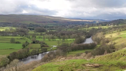 Clouds roll over Teesdale timelapse Stock-Footage 265594417