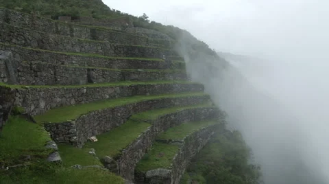 Clouds rolling over Machu Picchu Video stock 4503502