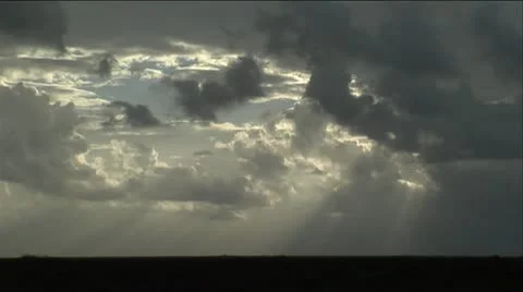 Clouds rolling over open field Video stock 12761432