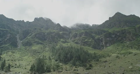 Clouds Rolling In Before Thunder Storm Video stock 228948162