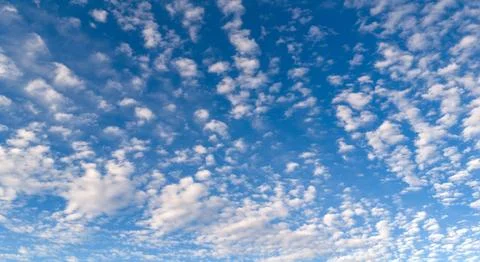 Clouds on sky background cloud texture. Bright clouds soft white pattern. Day Stockfoto's