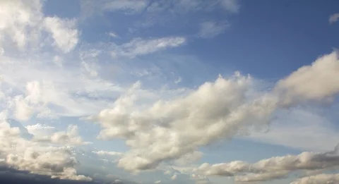 Clouds in the sky Stockbeeldmateriaal 101382159