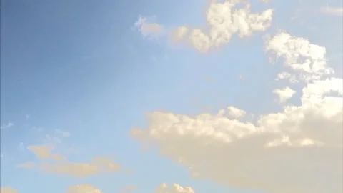 Clouds in the sky on sunny day timelapse 스톡 동영상 87222618