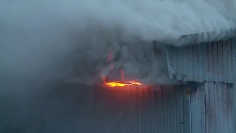 Clouds of smoke, smoke, fire 스톡 동영상 72913091