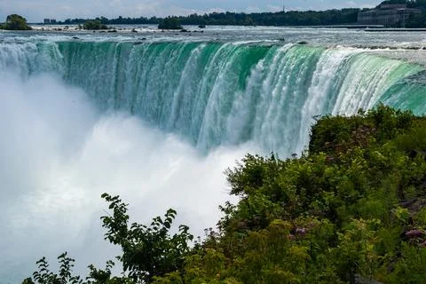 Clouds of splashes and falling water from Niagara Falls, Niagara State Park Fotos de archivo