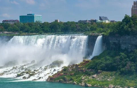 Clouds of splashes and falling water from Niagara Falls, Niagara State Park.. Фото