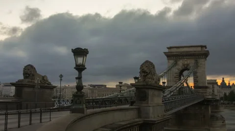 Clouds at sunrise over Secheni Bridge, Budapest Video stock 43202940