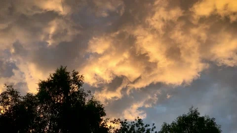 Clouds at sunset in the evening Video stock 130934199