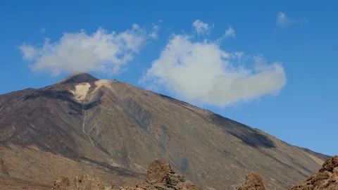 Clouds swirling around Mount Teide in Tenerife Stock Footage 171110487