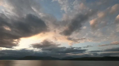 Clouds Thicken As Sunset Approaches Video stock 172060640