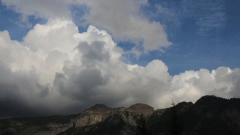 Clouds time lapse Dolomiti Stock Footage 93911086