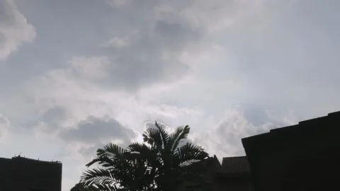 Clouds timelapse view with houses Video stock 158554435