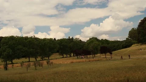 Clouds timelapse of villa Pamphili park of Rome Vidéo 131386593