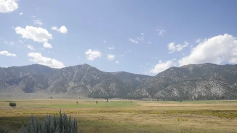Clouds timelaspe over mountains in Nevada Stock Footage 95486722