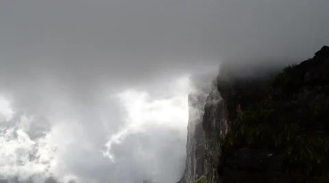 Clouds on the top of Mount Roraima in the evening Stock Footage 58630617