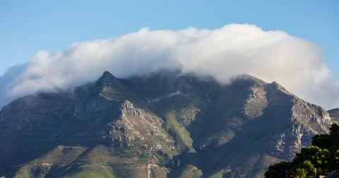 Clouds tumble over Cape Town 4K Video stock 38034423
