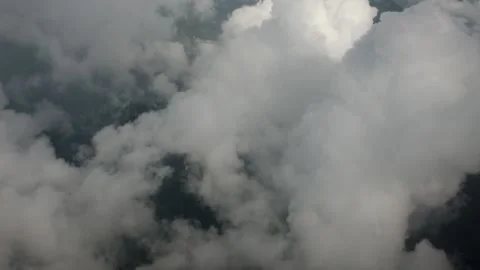 Clouds from very close Stockbeeldmateriaal 243243544