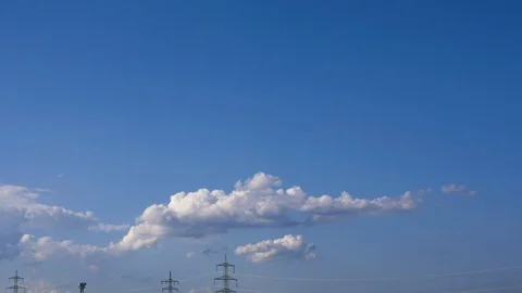 Cloudscape against blue sky 库存影片 90427617