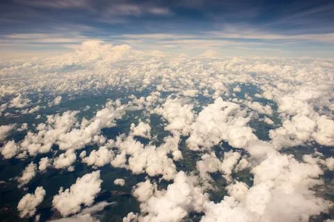 Cloudscape. Blue sky and white cloud. Sunny day. Cumulus cloud. Foto stock