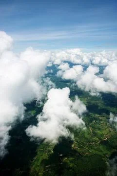 Cloudscape. Blue sky and white cloud. Sunny day. Cumulus cloud Foto stock