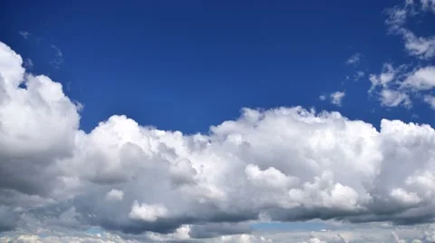 Cloudscape, stormy cumulus clouds rolling over sky, time-lapse. Stock-Footage 65205018