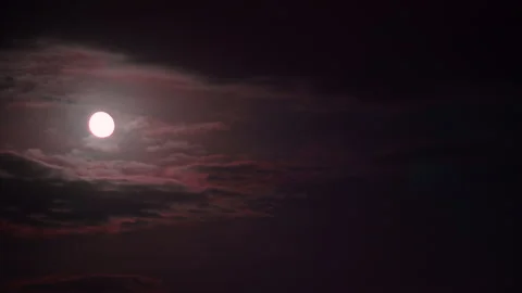 Cloudy Abstract Blood Moon Time Lapse 4K Vídeos de archivo 133614976