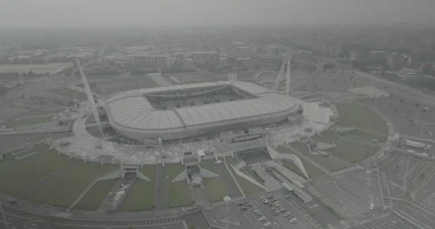 Cloudy Aerial View of Allianz Stadium and Turin Vídeo Stock 344153630