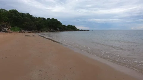 Cloudy beach after the rain 스톡 동영상 154893484