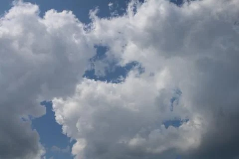 Cloudy blue sky Stock Photos