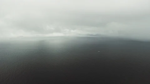 The Cloudy Coast of Norway Vídeos de archivo 95546127