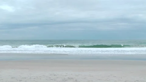 Cloudy Day at the Beach Vidéo 43620383