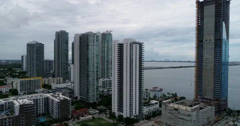 Cloudy day on Biscayne Bay Video stock 156976461