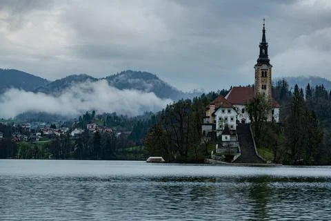 Cloudy Day in Lake Bled Foto stock