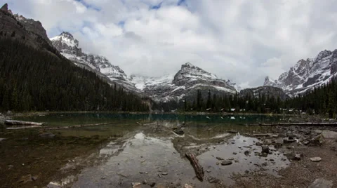Cloudy day at Lake O'Hara Video stock 33227363