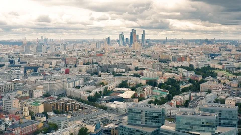 Cloudy day in Moscow Vídeo Stock 111997096