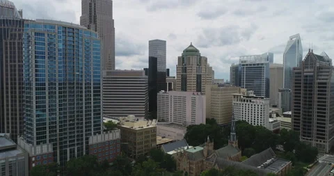 Cloudy day over the Charlotte skyline Stock Footage 207355368