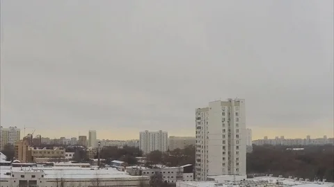 Cloudy Day In Winter In City district Timelapse 스톡 동영상 82053452