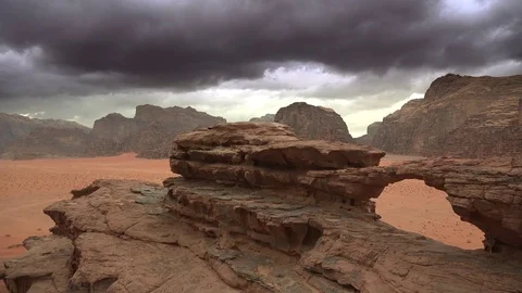 Cloudy desert of Wadi Rum Video stock 83613822