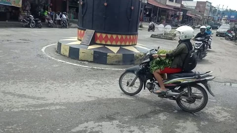 Cloudy In The Field Stockbeeldmateriaal 198133253