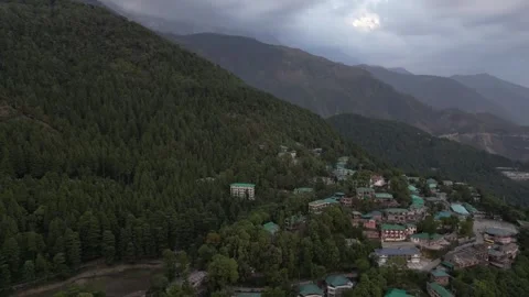 Cloudy Forward Drone Flight Over Himachal Valley Homes Video stock 313382251