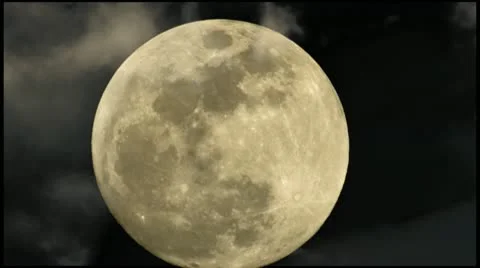 Cloudy Full Moon 스톡 동영상 10688166