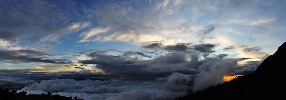Cloudy kinabalu Stock Photos