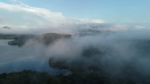 Cloudy Lake 库存影片 103329049