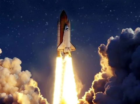 Cloudy launch of rocket into starry outer space. "The elements of this image Foto stock