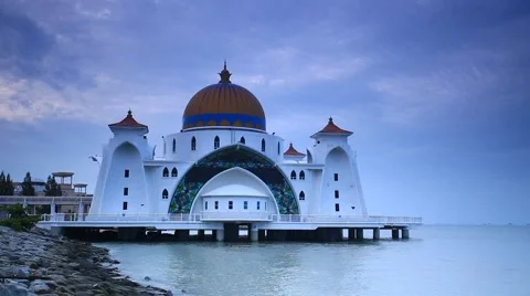 Cloudy morning at Malacca Straits Mosque, Malacca Town, Malaysia Stock Footage 40716973