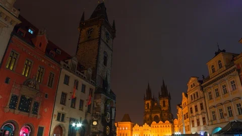 Cloudy Morning at the Old Town Square of Prague. Time Lapse 4K Видео 106485904